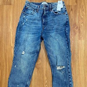 Abercrombie & Fitch Mom High Rise Jeans